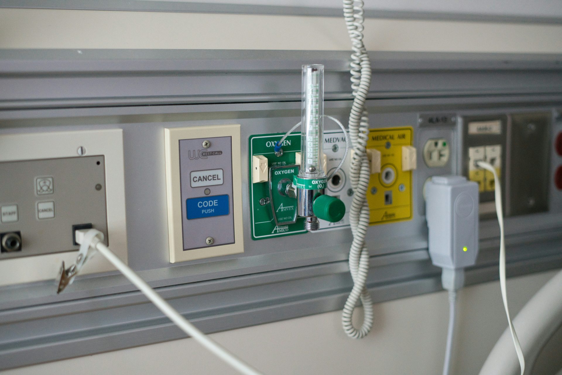 Medical gas outlets and electrical sockets on wall